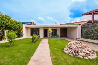 Image de Spacious 5-bedroom house in superb Jaco with Ac comfort