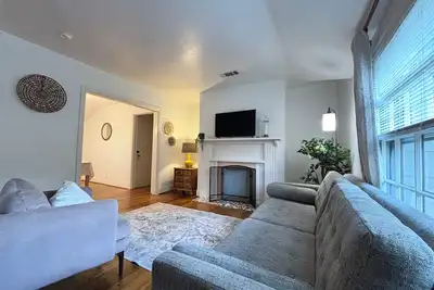 Image de Charming Midtown Mobile Duplex 2-bedroom house in lovely Mobile with Ac comfort