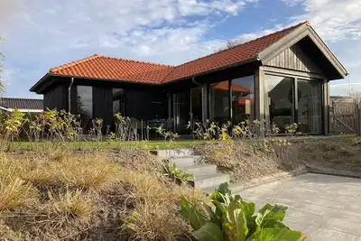 Image de Maison pour 4 personnes avec un canal néerlandais