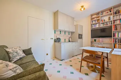 Image de Charme parisien sur la Rive Gauche, quartier Montparnasse