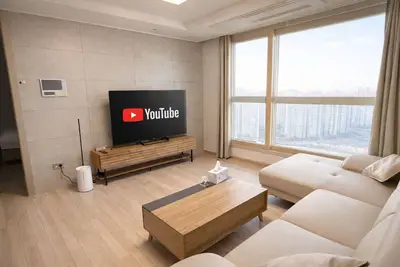 Image de Expat-Ready Luxury 3br: High-End Amenities & Home Office