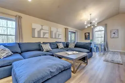 Image de Dog Friendly Seacoast Retreat, Spacious Home for Family & Friends with A/C