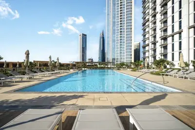 Image de 3Min to Dubai mall & Burj | Luxury 1b & Amenities