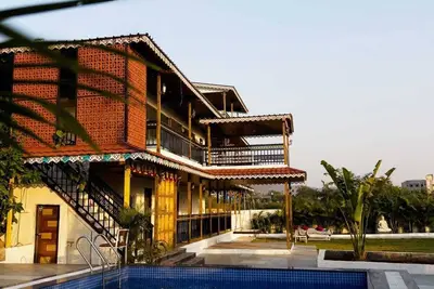 Image de 4bhk Luxury Villa w/ Pool & Lawn, 6km from Hinjewadi Phase 3 for Stay & Events