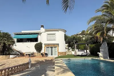 Image de Vista Colina Moraira! Delightful top floor villa with private pool