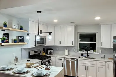 Image de Premium New 4-Bedroom Apartment 25 min to Nyc