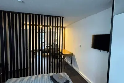 Image de Studio apartment with pellet stove in the city center