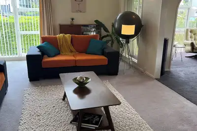 Image de Retro Retreat with Style