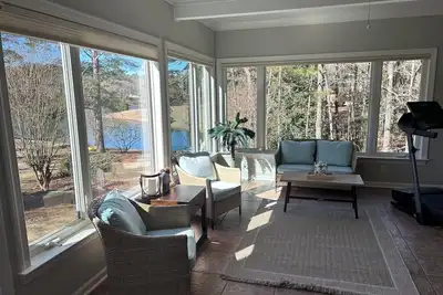 Image de Home Rental for Master's Week in Gated Community with Golf Course