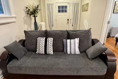 Image de Steps to Jhu & Union Memorial Hospital-Cozy and Modern 2br Baltimore Apartment