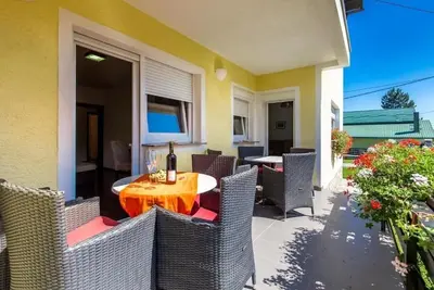 Image de Appartement d'une chambre avec la terrasse Grabovac, Plitvice (A-24968-a)