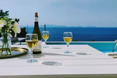 Image de Maison pour la famille près de la mer et avec la piscine Brna - Vinacac, Korcula (K-24999)