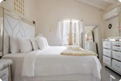 Image de Charming 2-bedroom house with Ac in amazing Old Harbour to relax and enjoy.