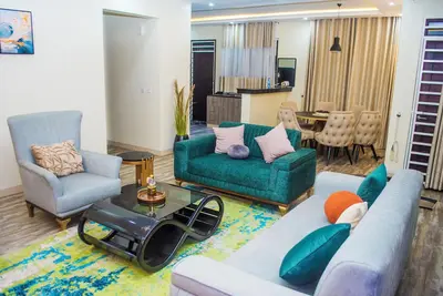 Image de Lakeside 3-Bedroom Bungalow with Pool, Kids Park & Private Beach