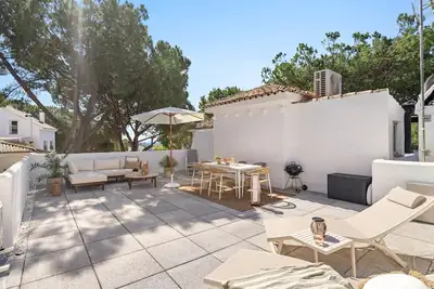 Image de Rdr489 - Ph with Rooftop Terrace Overlooking Aloha Golf