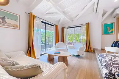 Image de Bleu Tropical – spacieux - plage & marina à pied - 3 chambres