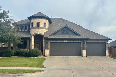 Image de Resort-Style 4br Retreat w/ Private Pool & Hot Tub – Room for Everyone!