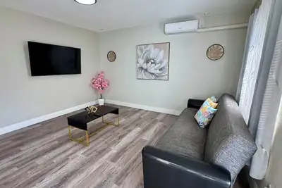 Image de Cozy 1-bedroom apartment 4 miles from Clearwater Beach