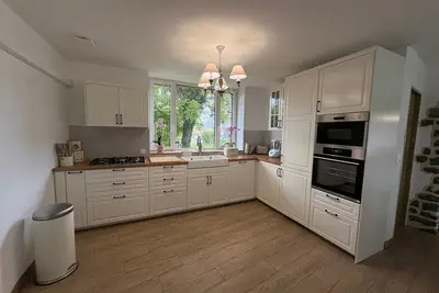 Image de La ferme du bon vieux temps au calme et entourée d'animaux.