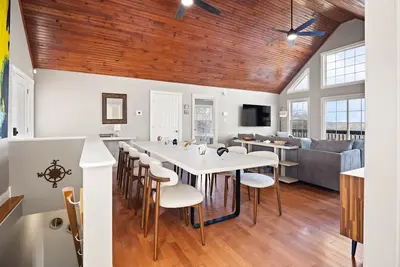 Image de Frank's Bird House