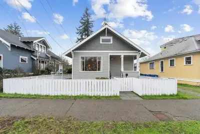 Image de Urban Nest 2b Lower Unit @Ballard • Prime Location