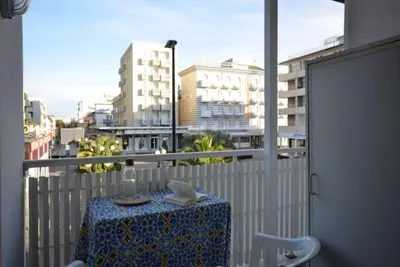 Image de Appartement de deux pièces à proximité du centre-ville