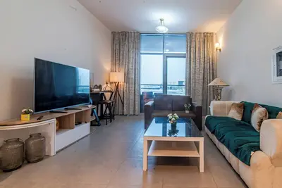 Image de Bright 2-bedroom apartment in Dubai water front creek harbour view