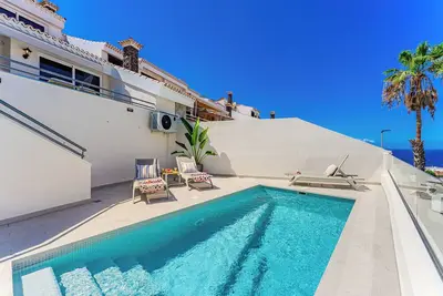 Superb ocean view villa with private pool