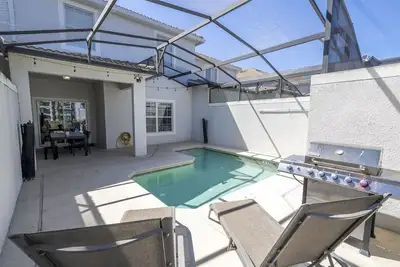 Image de Storey Lake 4br Townhome w/ Private Pool