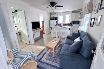 Image de Brand New 2026: Wells, Me - East Coastin' 2 bed/1 bath Cottage