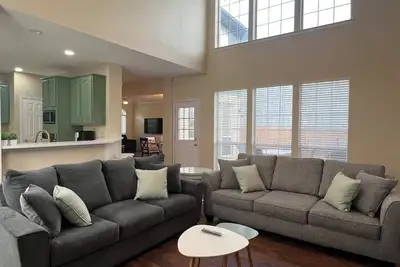 Image de Superb 4-bedroom house on George Bush Tpk, Carrollton