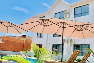 Image de 2-bedroom apartment in fabulous Kigali with a swimming pool and Vision City View