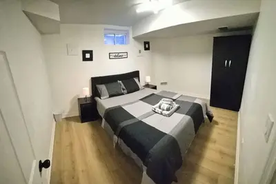 Image de Comfy and Vibrant Home in Mississauga 2br +Dan