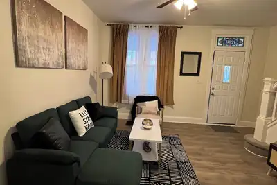 Boho Oasis 2 Bed 1 Bath home in Baltimore City!