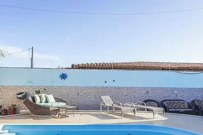 Image de Suite em Guriri Norte com Piscina em Casa na Praia