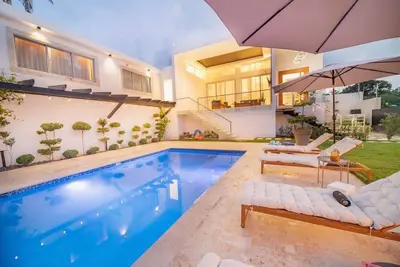 Image de Stylish Luxury Villa in Sosua- 5br Suites!