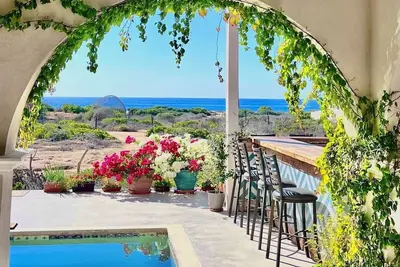 Image de Private Home, 1-Minute Walk to Beach, Ocean Views