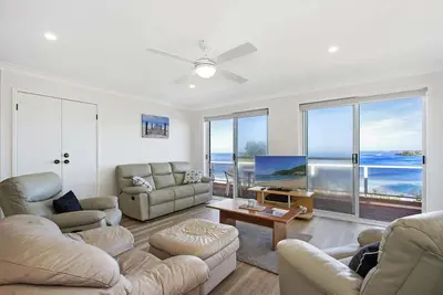 Image de Bellevue ~ Relaxing Beach Getaway on the South Coast