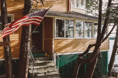 Entire cottage in Ferrisburgh, Vermont