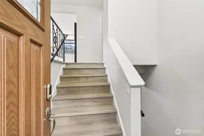 Image de Spacious 5br Family Home in Bellevue, Mountain Views, Prime Location, Top Schools