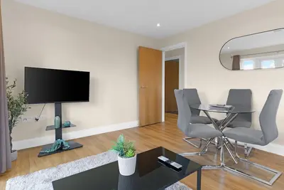 Image de Heathrow Living Serviced Apt. 01 by 360stays