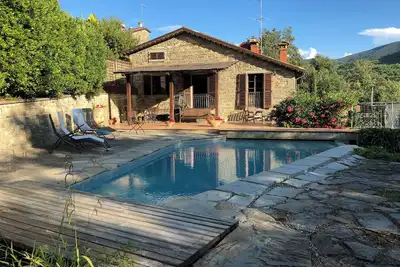 Image de Le Cascate - Traditional Tuscan stone house with Pool in Caprese Michelangelo