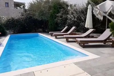 Image de Theros Casa Logaras