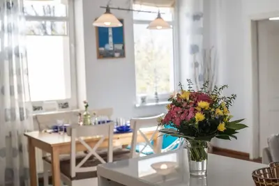 Image de Spacious 70m² vacation apartment for 4 people + dog, close to the beach & central