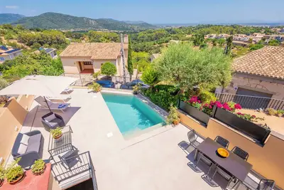 Image de Can Vidal · Villa with Mallorcan charm and swimming pool