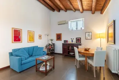 Image de At The Artist'S Homepalermo Center