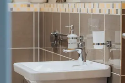 Image de Central Bratislava Apartment : Cozy Comfort with Parking & A/C