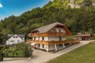 Image de Superior 2-Bedroom Apartment With 3 Balconies In The Lake Bled Area Of Slovenia