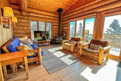 Image de Lutsen Log Cabin 401 - Lusen, Minnesota - Lake Superior - Cascade Vacation Renta