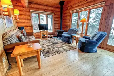 Image de Lutsen Log Cabin 410 - Lusen, Minnesota - Lake Superior - Cascade Vacation Renta